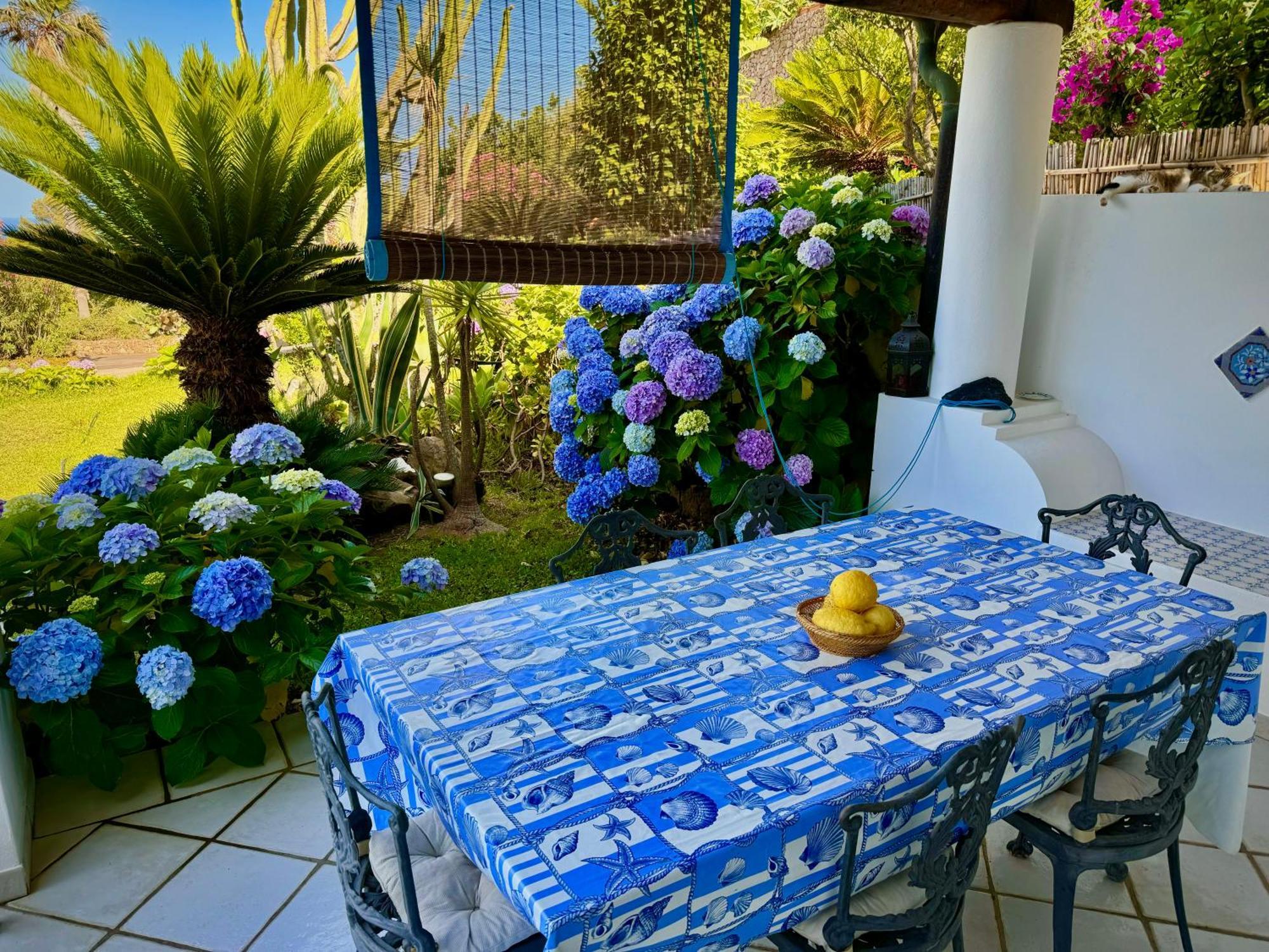 Villa 'A Pisa Lipari  Luaran gambar